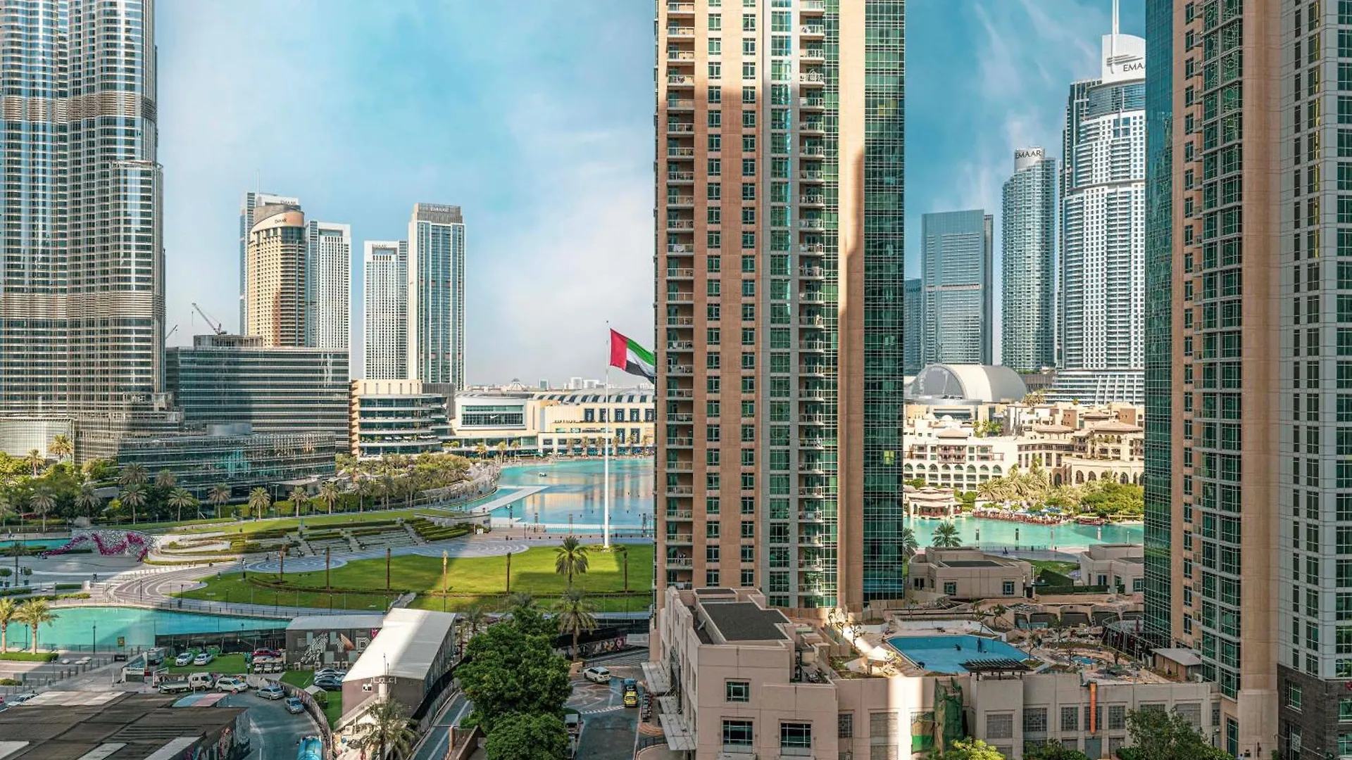 Iconic 2Br Apartment With Burj Khalifa And Fountain Views - Next To Dubai Opera And Near Dubai Mall