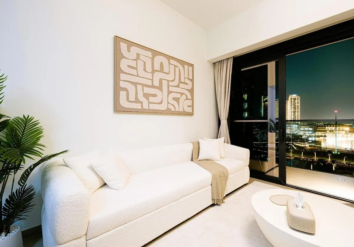 Iconic 2Br Apartment With Burj Khalifa And Fountain Views - Next To Dubai Opera And Near Dubai Mall